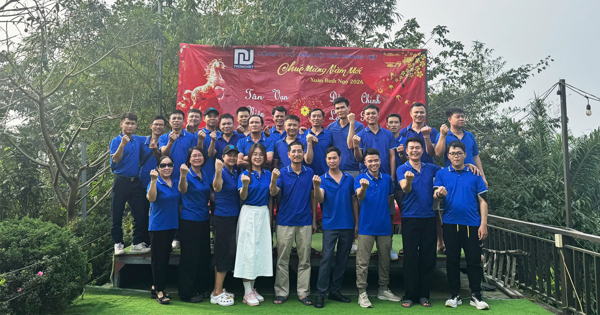 Khai Xuân Phong Việt 2026 Khởi Đầu Giải Pháp Cửa Gỗ Cao Cấp Mới