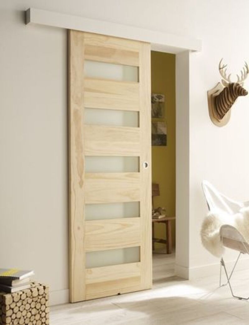 Cách khắc phục nhược điểm của cửa lùa gỗ tự nhiên